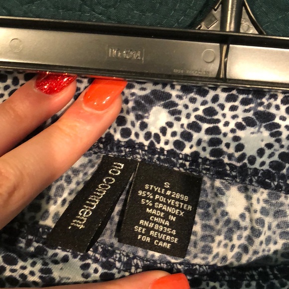 Beautifully patterned maxi skirt - Picture 2 of 5